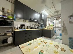 Blk 725 Jurong West Avenue 5 (Jurong West), HDB 5 Rooms #583833711